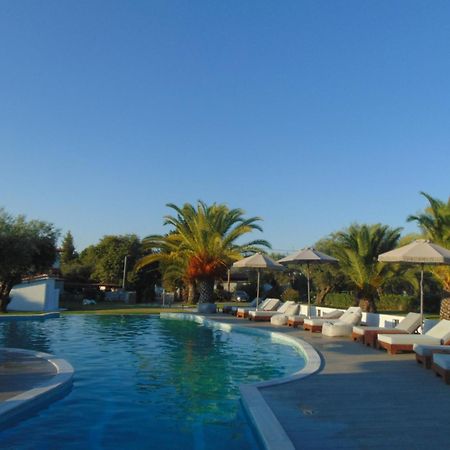 Domus Hospitality Aparthotel Vourvourou Exterior photo
